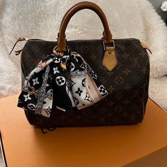 Authentic Louis Vuitton Speedy 30 monogram - Picture 1 of 16
